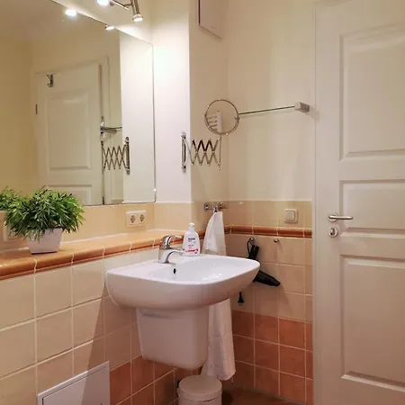 Residenz Leuchtturm Haus 2 18 - Storchennest Apartmán