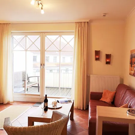 Residenz Leuchtturm Haus 2 18 - Storchennest Rerik